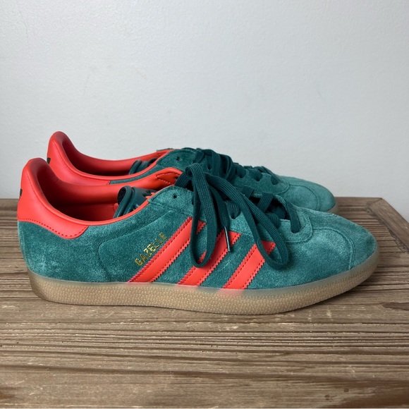 NEW Adidas Gazelle Trainers - Green/Red - Picture 3 of 7